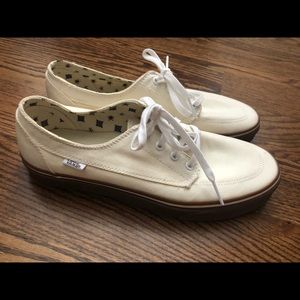 Men’s Vans Cream Sneakers (worn once!)